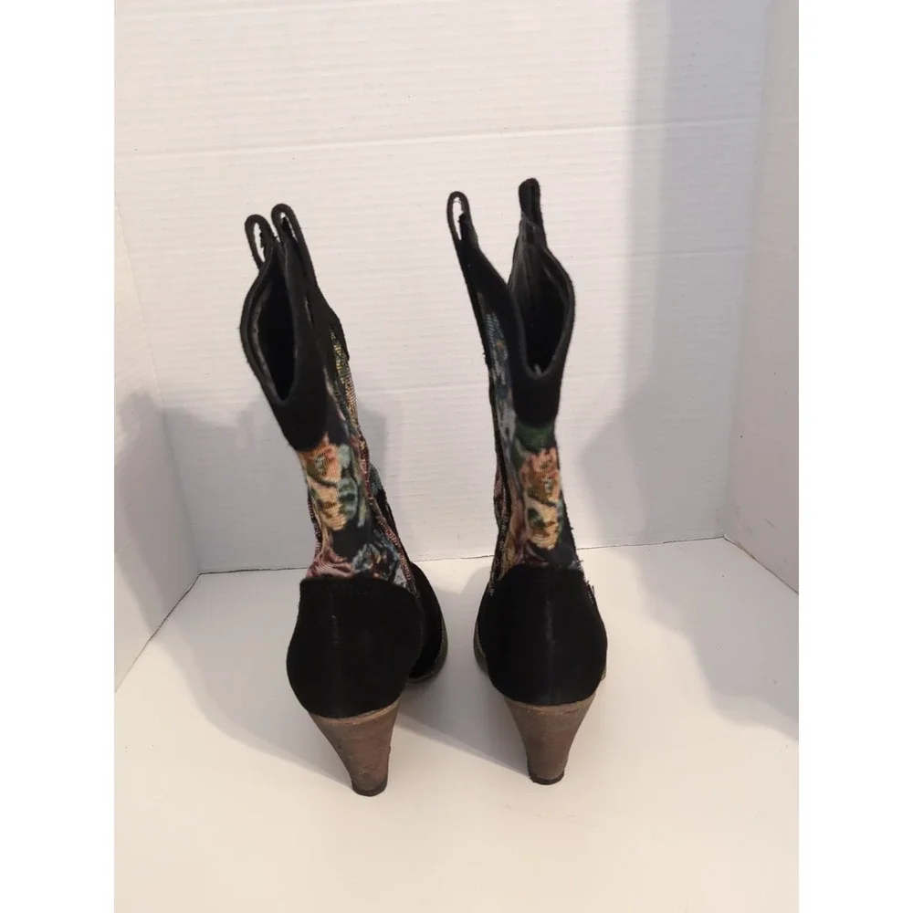 Vtg Very Volatile Women's Floral Tapestry Suede Heeled Cowgirl Boots 7.5 Cottage